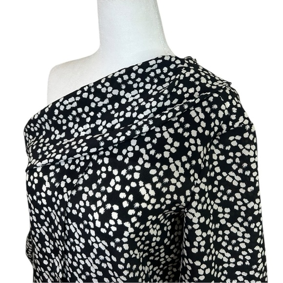 SALONI - NWT Women’s ‘Ness’ Silk Off-Shoulder Top in Mono Knots, Black Size 0 US - Picture 10 of 15